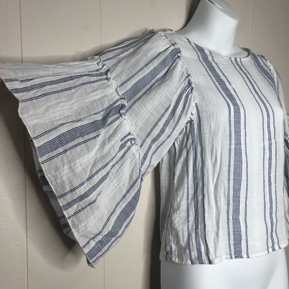 ❌SOLD❌ WILLOW & ROOT Striped Ruffle Cropped Top XS - Picture 4 of 8